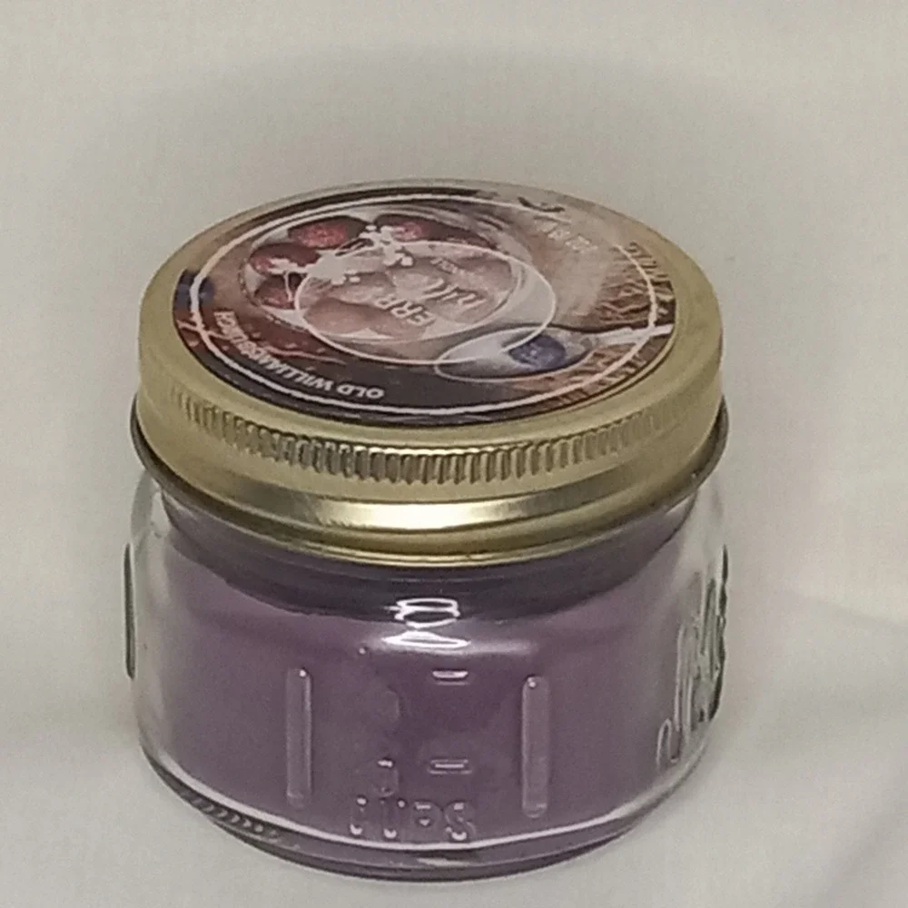 Old Williamsburg Berry Trifle Scented Candle Mason‎ Jar 3 oz, NEW
